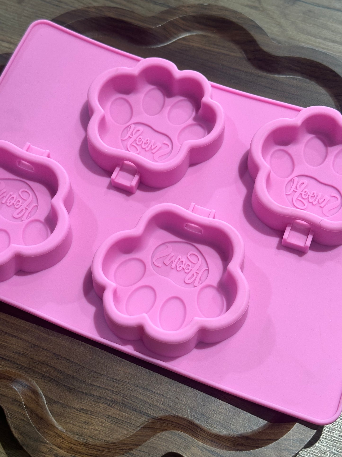 Medium Mould in Silicone